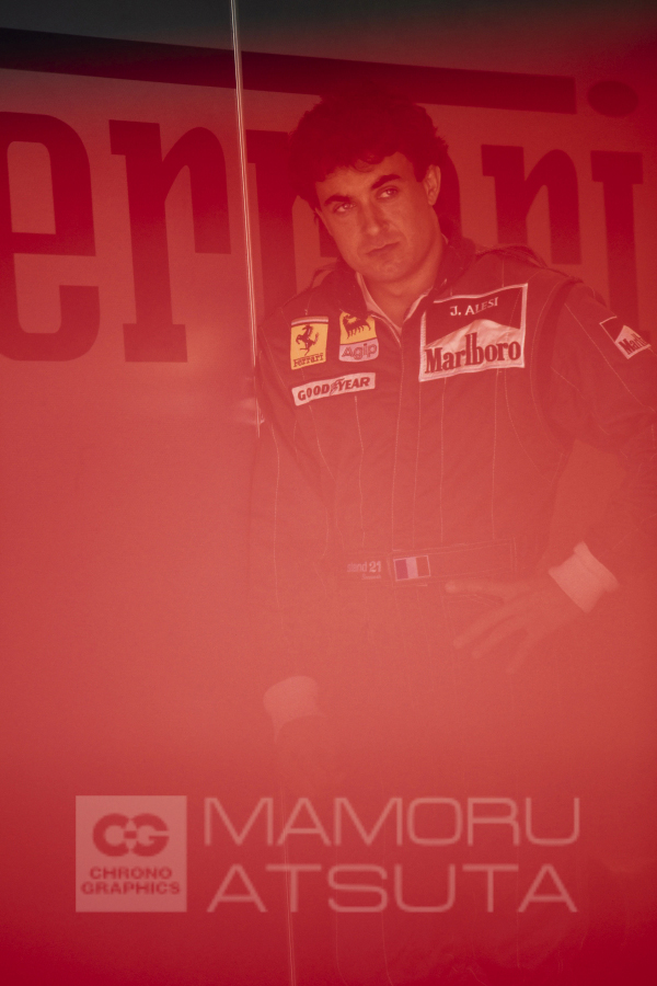 EOS-1 HS  EF200mm F1.8L USM（F2・1/60秒）KR