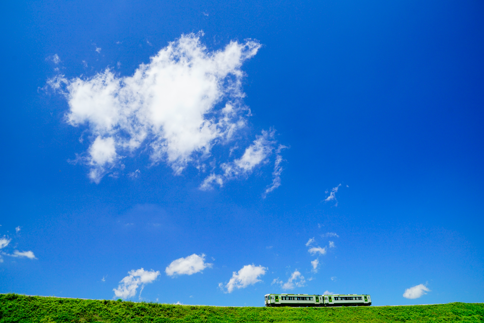 ソニーα7R II　FE 24-70mm F2.8 GM（24mm）　絞り優先オート（F6.3、1/640秒）　ISO 400　WB:太陽光