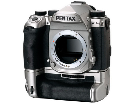 PENTAX新APS-Cフラッグシップ機に新情報 - デジカメ Watch
