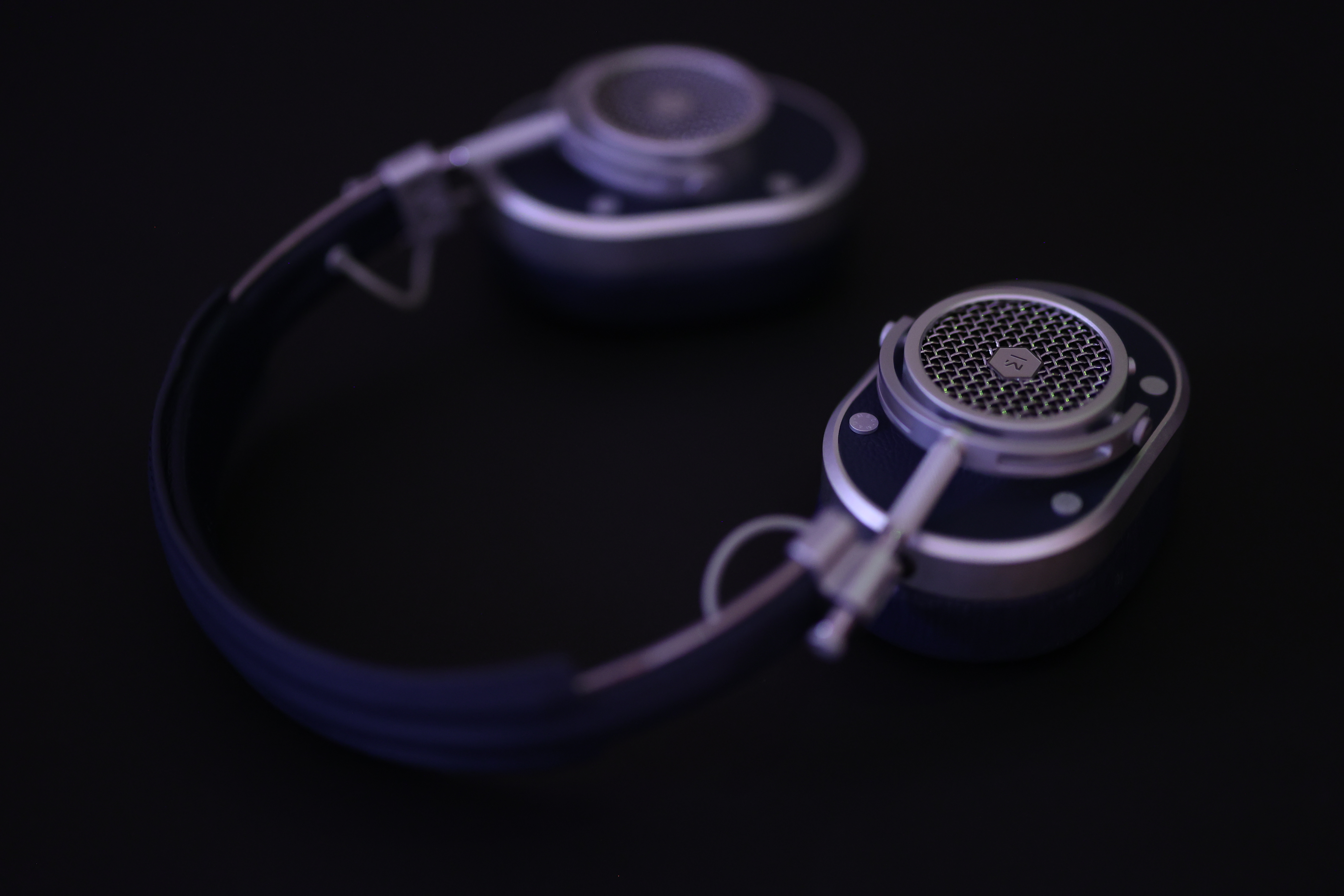 EOS R6 / RF50mm F1.2 L USM / マニュアル露出（F1.2・4秒） / ISO 3200