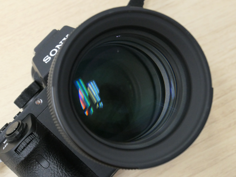 F1.4から1段ずつ絞っていった様子。大口径レンズらしい魅惑的な眺めだ。絞り羽根は11枚。