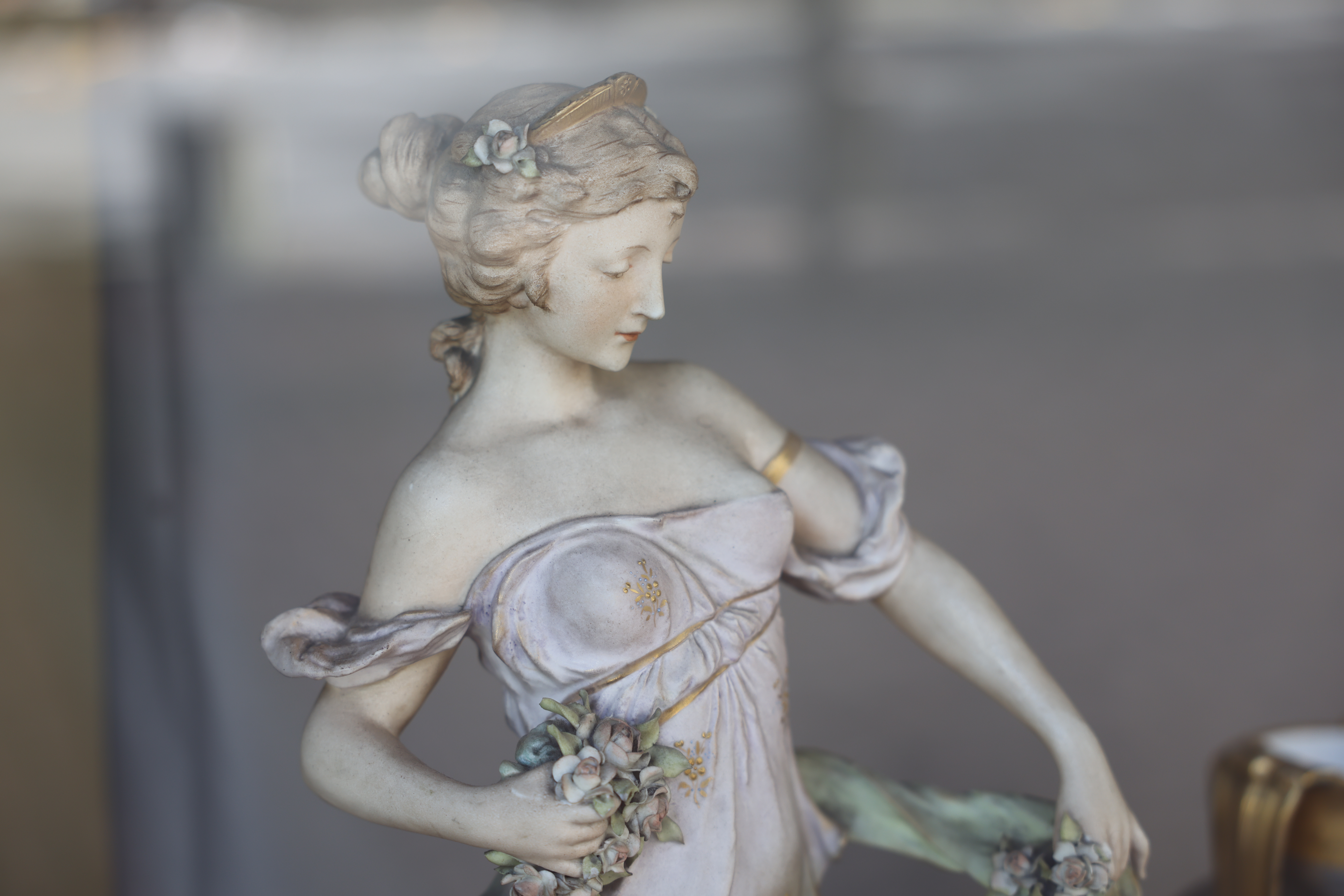 <span class="fnt-85">EOS R5 / RF24-70mm F2.8 L IS USM（70mm） / プログラムAE（F3.2・1/80秒・±0EV） / ISO 100</span>