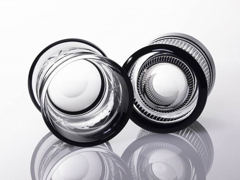 左「槌目（つちめ）」、右「十草（とくさ）」