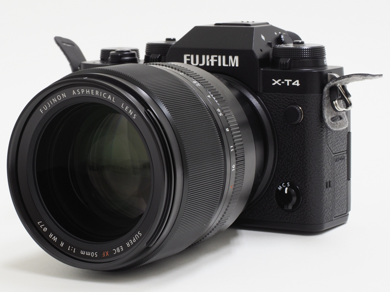 斜め前から。若干ボディが浮いていることがわかる