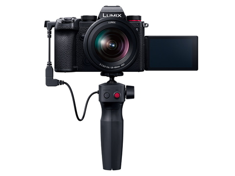 パナソニック「LUMIX S5」の国内価格が発表。ボディ税別24万円