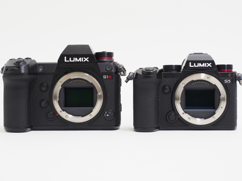 左が「LUMIX S1R」、右が「LUMIX S5」