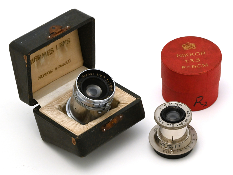 画像左から、「Hermes 5.5cm f/3.5」（1939年）、「Nikkor 50mm f/3.5 試作品」（1937年）