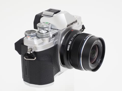 写真で見るオリンパス「OM-D E-M10 Mark IV」 - デジカメ Watch