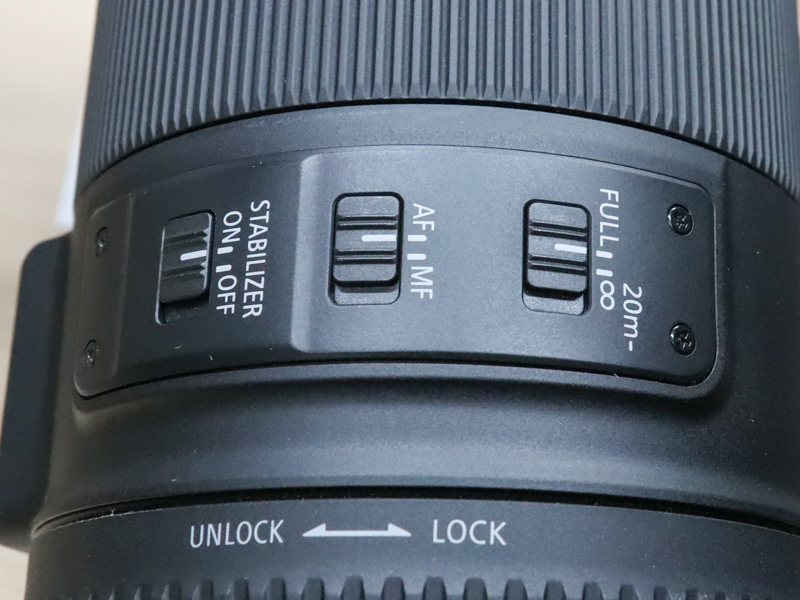 スイッチパネル部。道具感を醸す形状に仕上げた。