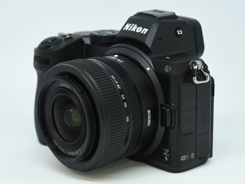 ニコン「Z 5」に見る“ニコンクオリティ”の現在（後編） - デジカメ Watch