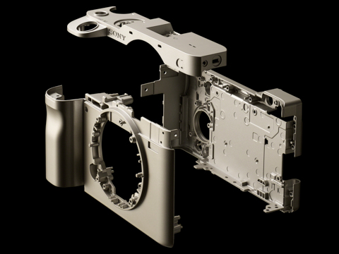 SONY α7C ミラーレスカメラ 本体と付属品 レビュー】世界最小フルサイズミラーレス“α7C”開梱レポート - ソニーの