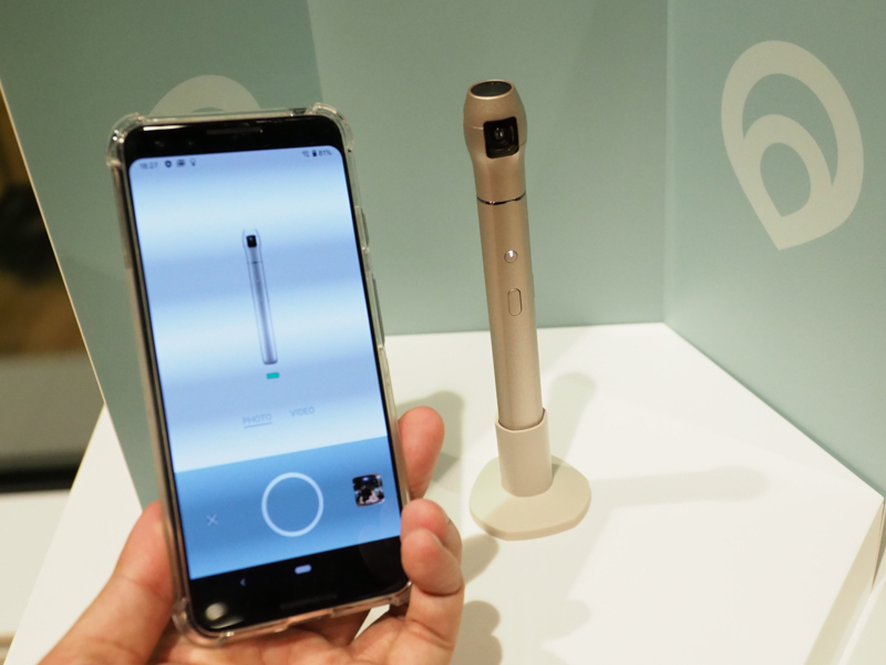 アプリ側でシャッターボタンを押すこともできる。