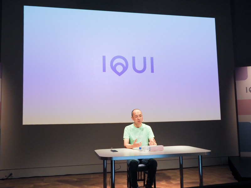 「手に取って感動してもらえるモノは、自らも触らないと作ることができない」。微妙な感触の違いをリモートで伝えるのは大変な作業だったという。