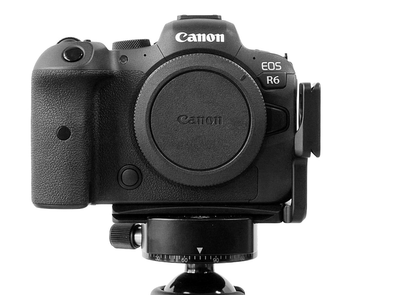 PC-R5とLC-R5の装着例。