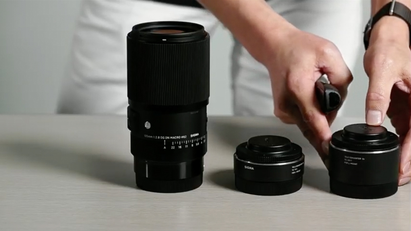 Lマウント用はテレコンバーターに対応。