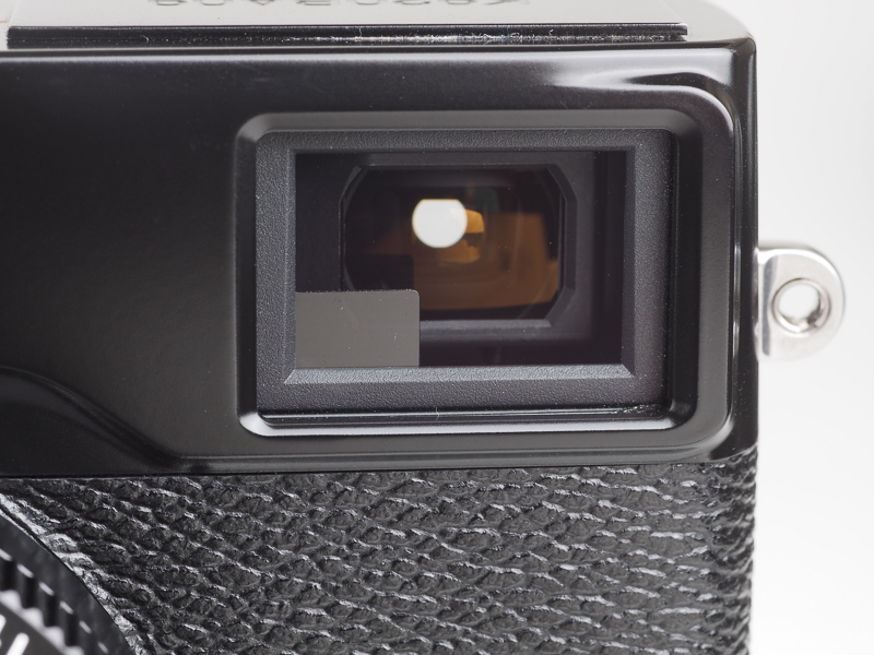 X-Pro2ではOVF表示時にファインダー右下に小窓のEVFの拡大表示をさせることが可能になりましたが、これを思いついた設計者は天才です。