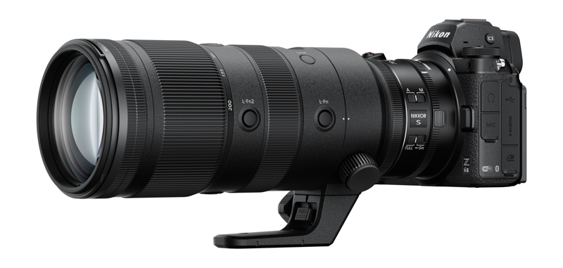 NIKKOR Z 70-200mm f/2.8 VR Sを装着