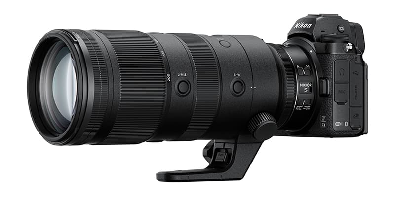 NIKKOR Z 70-200mm f/2.8 VR Sを装着