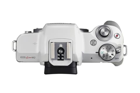 キヤノン、瞳サーボAFに対応したAPS-Cミラーレス「EOS Kiss M2
