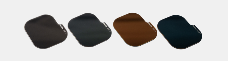 キットに含まれるNDフィルター。すでに「SIGMA 14-24mm F2.8 DG DN Art」に合わせてカットされている。自作リアフィルターでありがちなゼラチンではなく、画質面で有利な光学ガラス製だ。