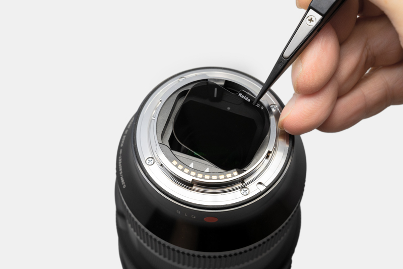 樹脂製ピンセットを用意すると良い。