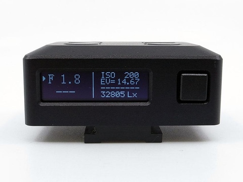 EV値も表示するクリップオン露出計「KEKS EM01」が国内発売 - デジカメ