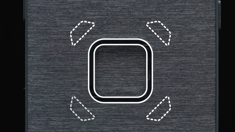 周囲の4箇所がソフトロック（MagSafeの磁石固定）、内側のリングがハードロック（爪で固定）