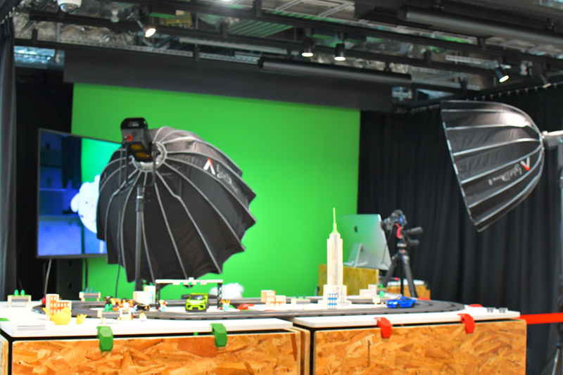 ライティングシステムが組まれたスペースも