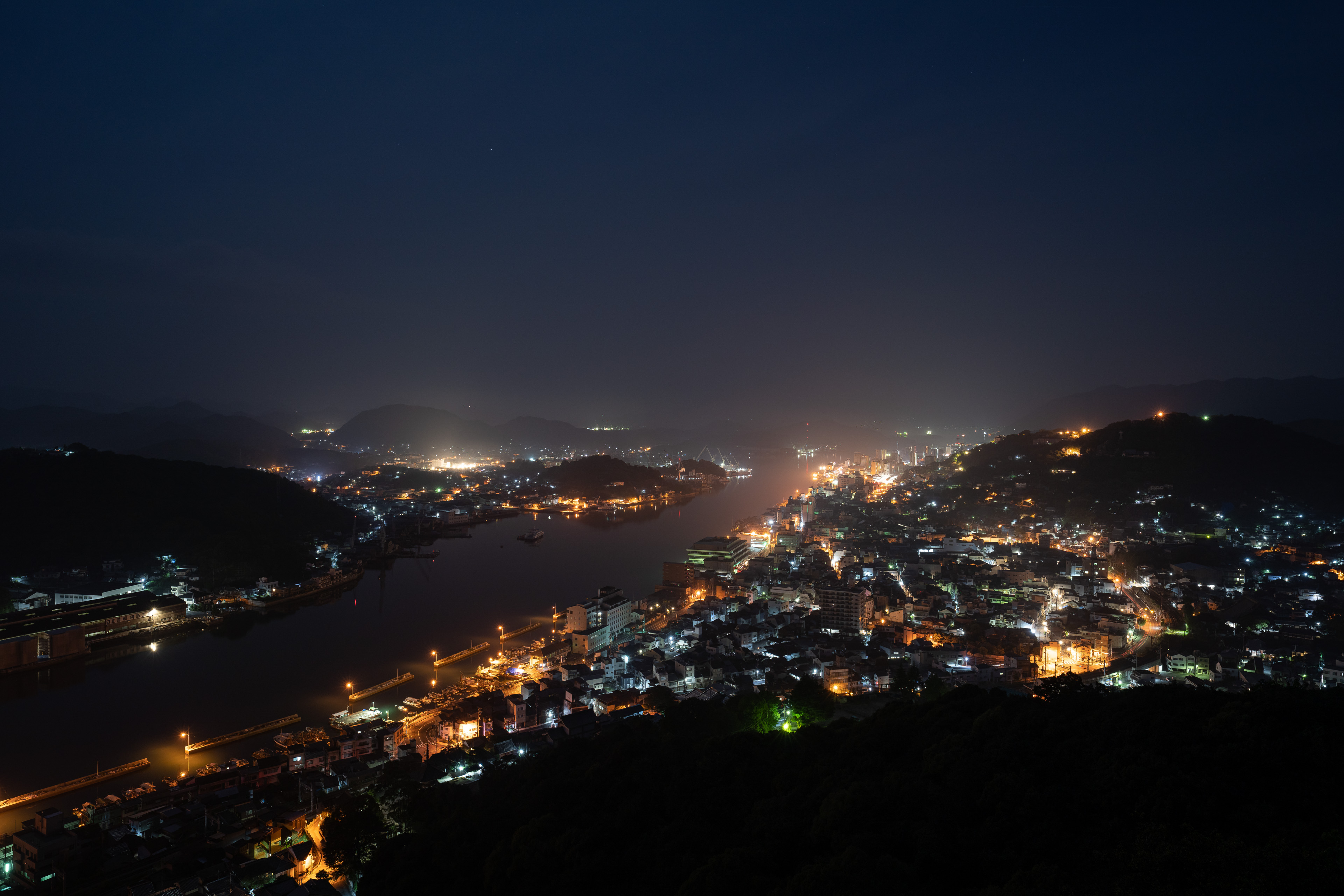 <span class="fnt-85">SONY α7R IV / FE 12-24mm F2.8 GM / 24mm / 絞り優先AE（F5.6、13秒、-1.0EV） / ISO 200 / WB：AUTO</span>