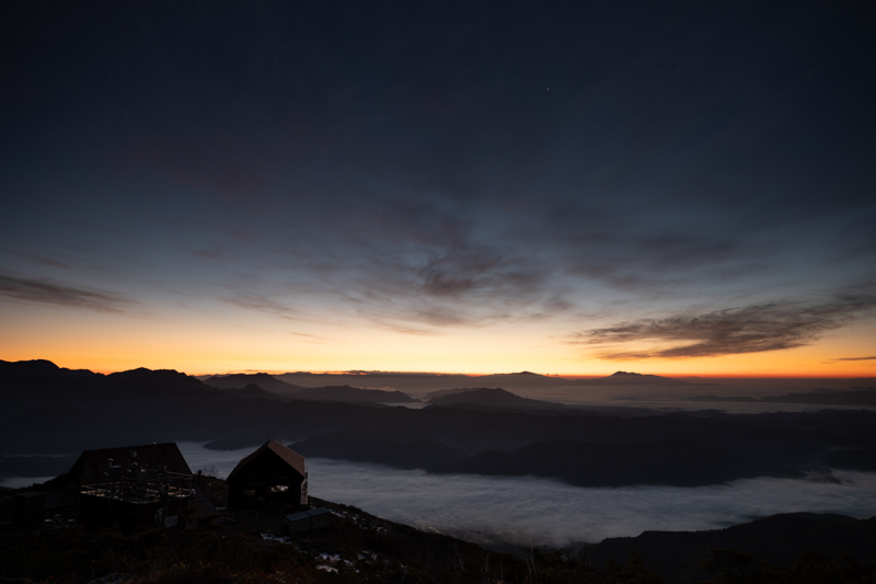 EOS 5D Mark IV / EF16-35mm F2.8L IS III USM / 24mm / マニュアル露出（3.2秒・F5.6） / ISO 100