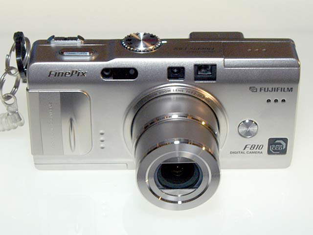 FinePix F810（2004年）