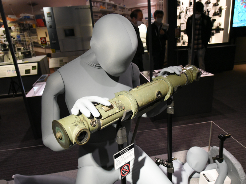 66センチ測距儀（1944年）。100～2,000mまで測ることができる航海用短基線長測距儀。