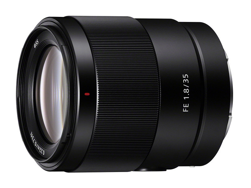 参考：FE 35mm F1.8（実勢価格：税込7万4,000円前後）