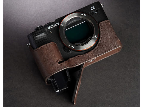 コロンビアレザーを採用したα7S III/α7C用カメラケース - デジカメ Watch