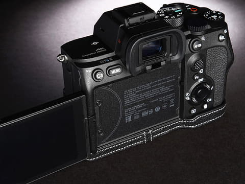 コロンビアレザーを採用したα7S III/α7C用カメラケース - デジカメ Watch