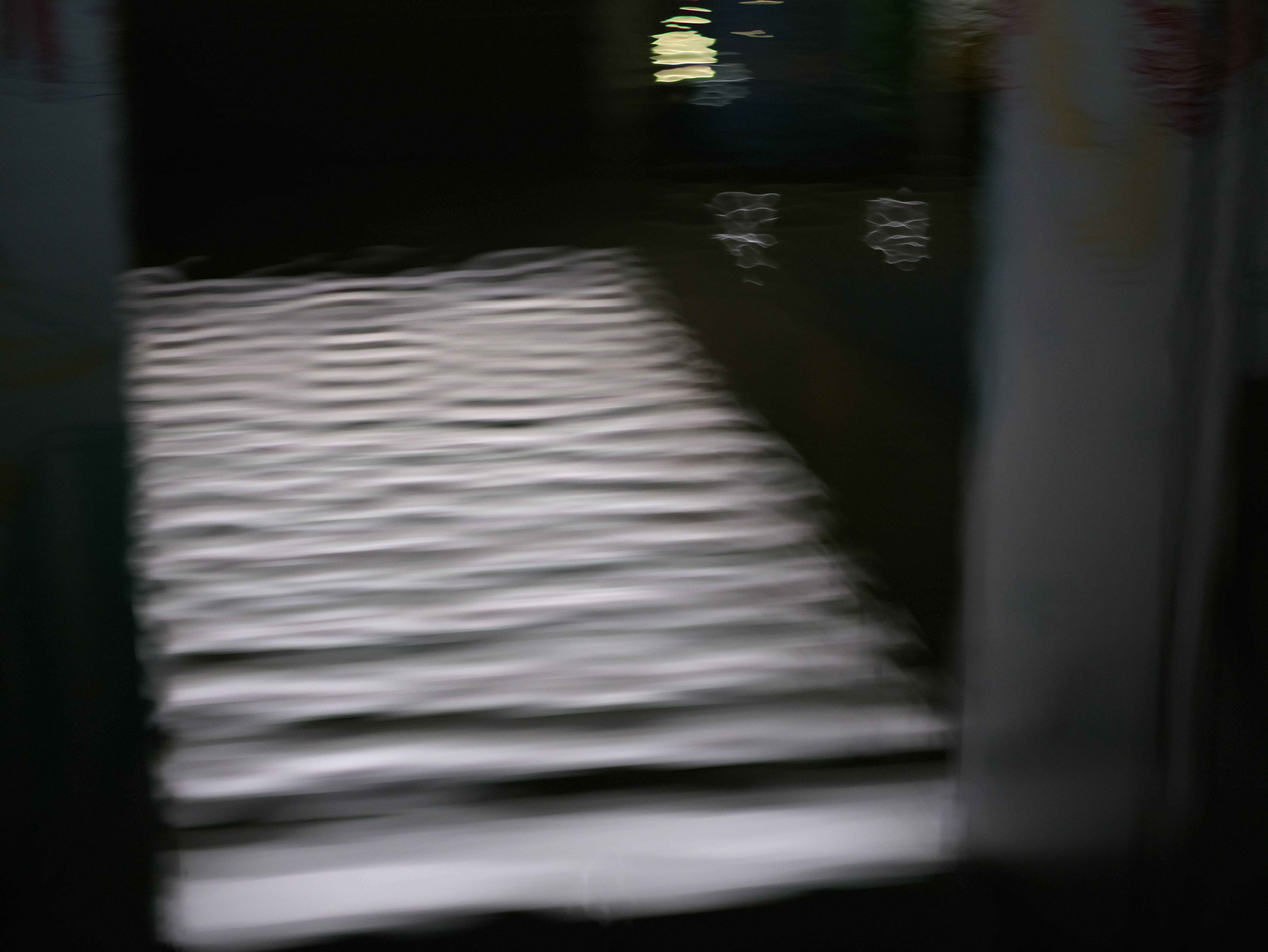 <span class="fnt-85">Hasselbald X1D II 50C＋XHコンバーター0,8＋HC 2,2/100（80mm：35mm判換算62mm相当）・絞り優先AE（F1.8・1/320秒・±0EV）・ISO 3200</span>