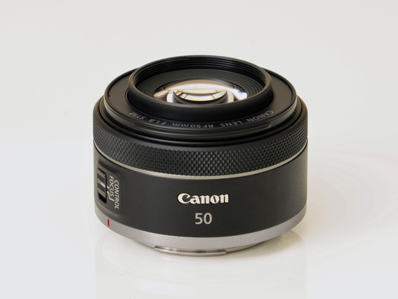 RF50mm F1.8 STM