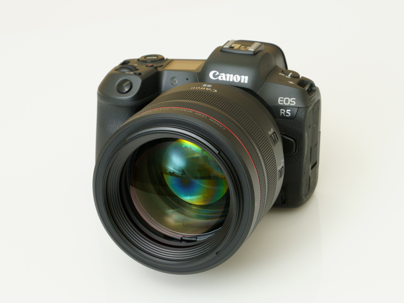 F1.2の大口径＋柔らかなボケが楽しめる「RF85mm F1.2 L USM DS」