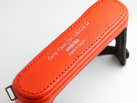 INDUSTRIA、ライカQシリーズ用のレザーカメラケース - デジカメ Watch