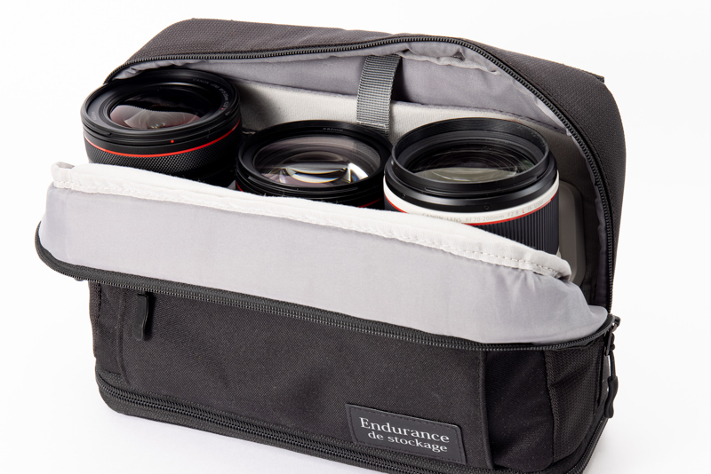 企画が始まった当初は未発売だったRF70-200mm F2.8 L IS USMが縦で入ったのは嬉しい誤算。RF大三元がキレイに収まります。タムロン70-180mm F/2.8 Di III VXDも縦で収まります