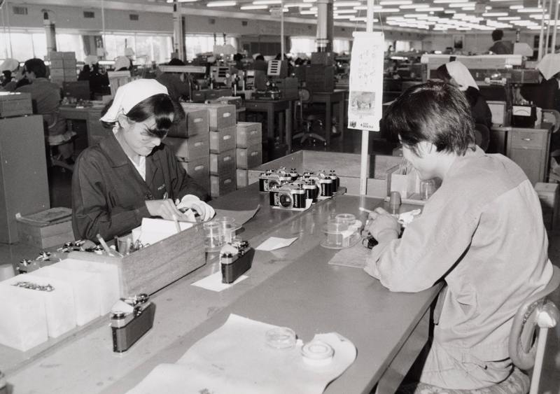 カメラの革貼り