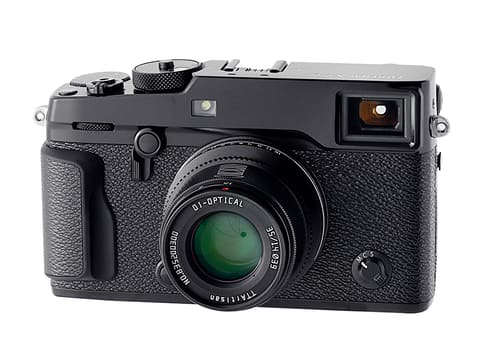 1万円で買えるAPS-C対応レンズ「TTArtisan 35mm f/1.4 C」 - デジカメ