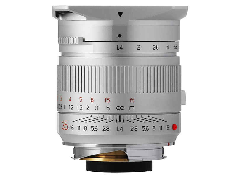 1月15日発売。税込価格は5万5,800円（直販）