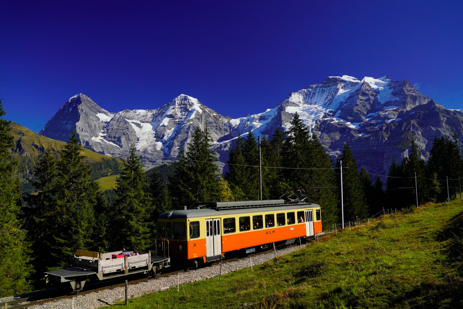 ソニーα7R III　FE 24-70mm F2.8 GM（29mm）　絞り優先オート（F6.3、1/1,000秒）　ISO 200　WB:太陽光　風景
