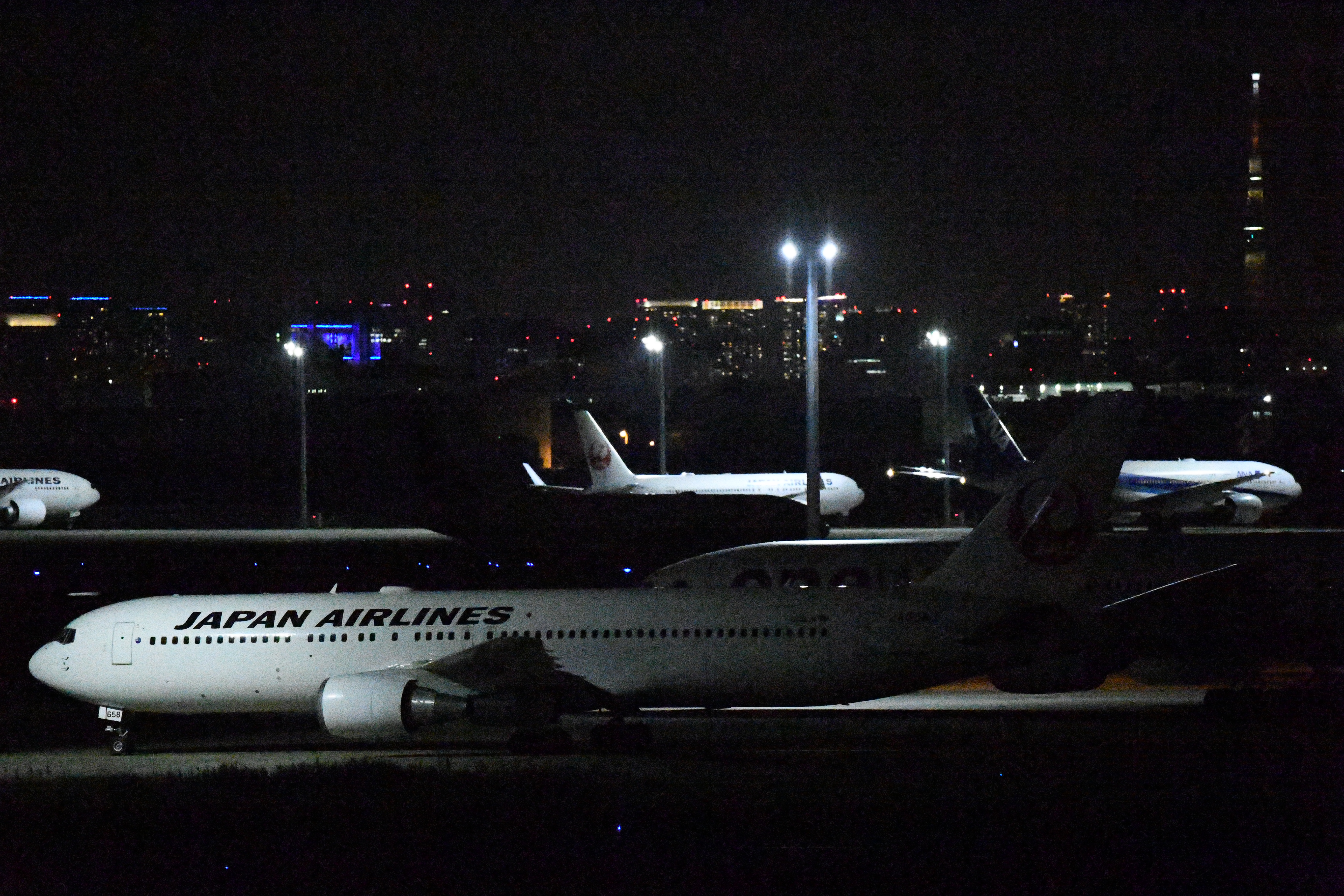 ISO 102400+1.0（左がD6、右がD5。以下同）