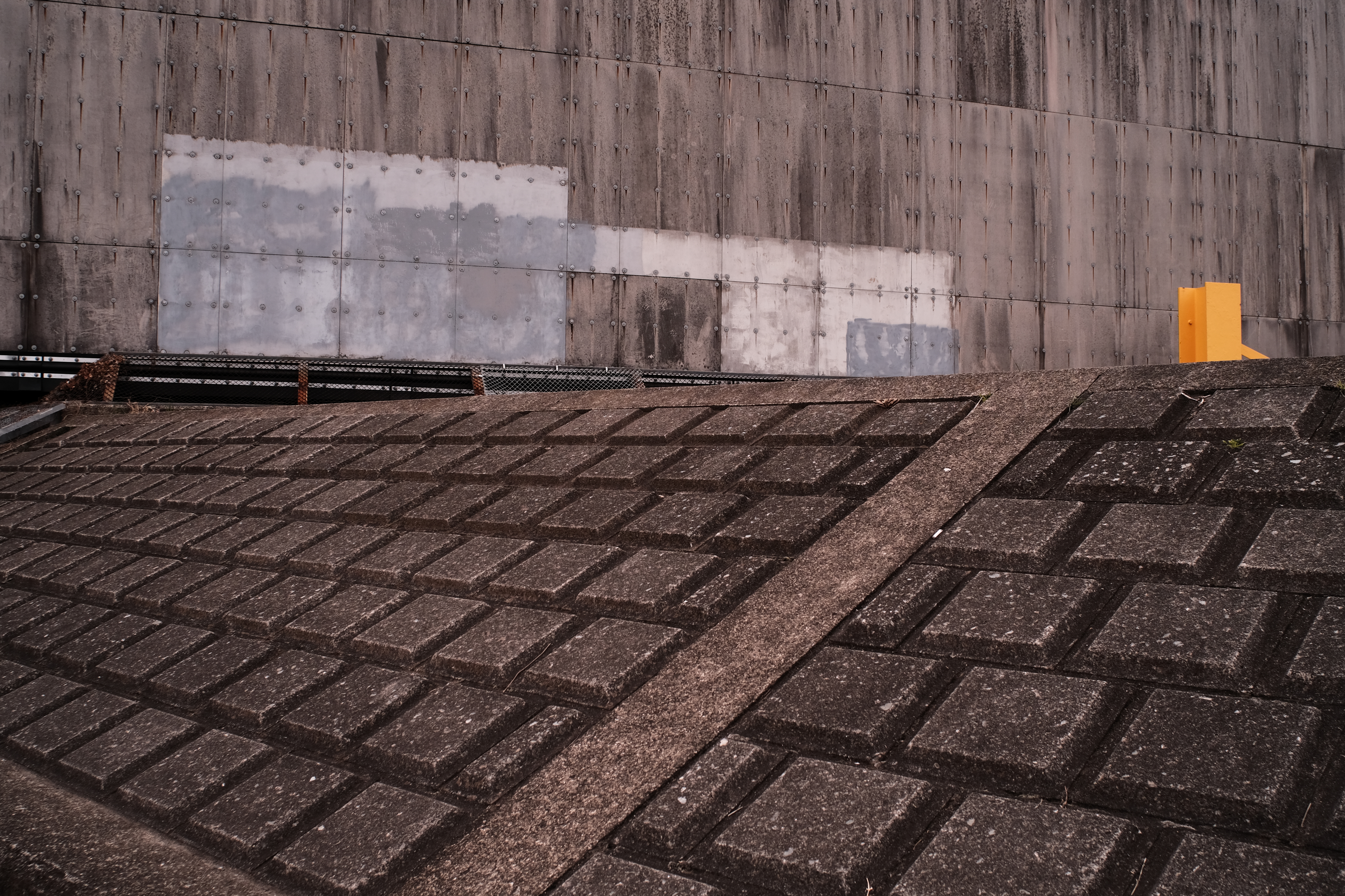 <span class="fnt-85">X-Pro2 / TTArtisan 21mm f/1.5 ASPH（35mm判換算：32mm相当） / 絞り優先AE（F4・1/450秒・-0.7EV） / ISO 400</span>