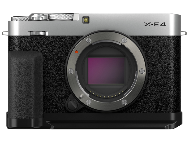 ハンドグリップを装着した状態（シルバー）