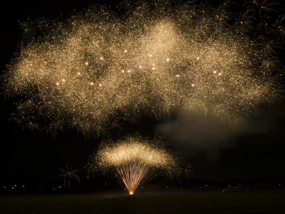 オリンパスZUIKOレンズ 写真家インタビュー】花火は手強い相手