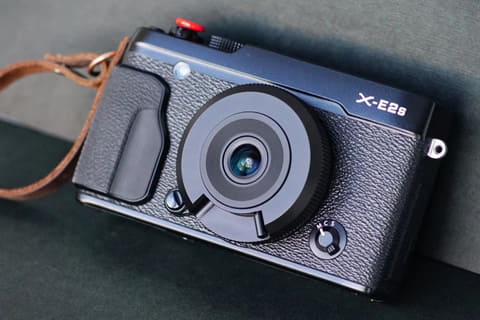 約8,000円のAPS-C対応魚眼レンズ「Pergear 10mm F8」 - デジカメ Watch