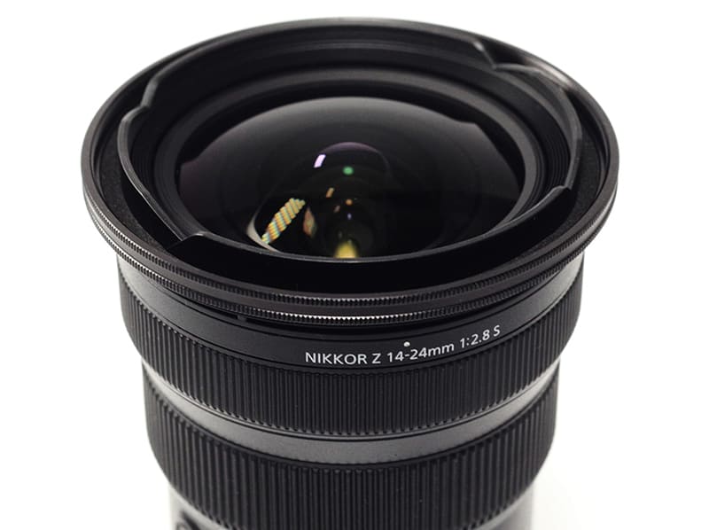NIKKOR Z 14-24mm f/2.8 Sに本製品のみを装着した状態
